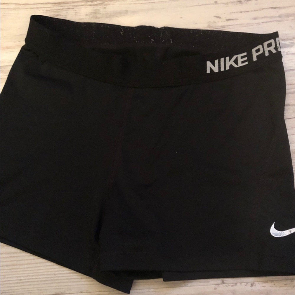 Nike Pro women’s sz L, used condition, signs of wear.